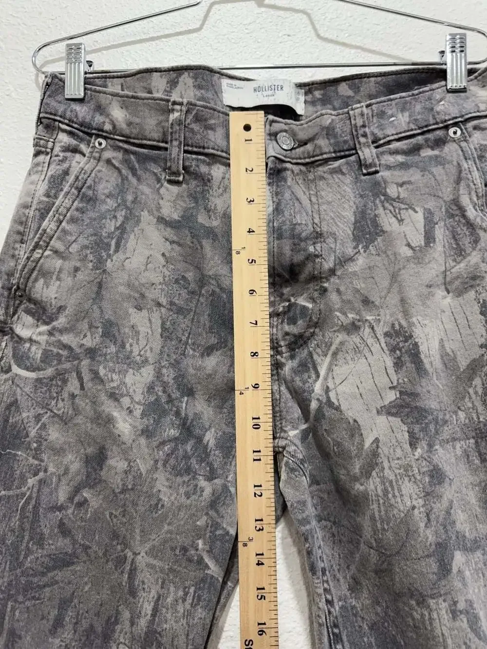 Hollister loose fit